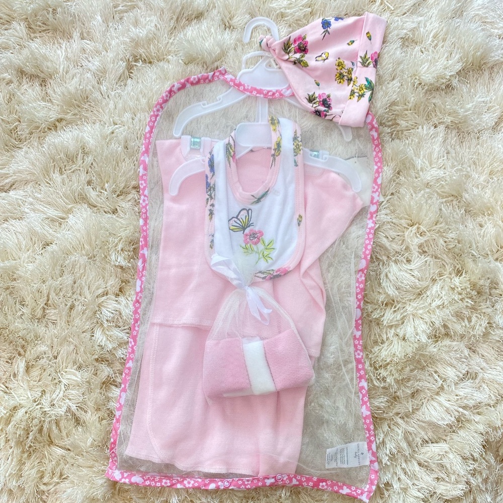 NWT Laura Ashley 7PC Gift Set